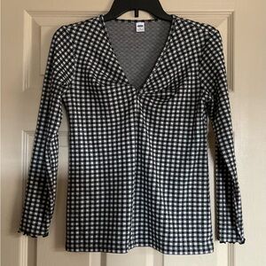 Old Navy Women’s Shirt Size XS Black and White Long Sleeve. Pre-owned.
